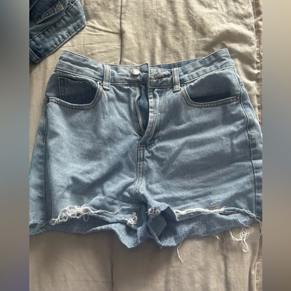 White Fox Boutique Blue Jean Shorts High-Waisted Frayed